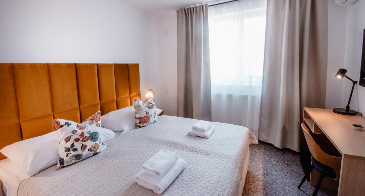 Penzion U Halmu Hustopeče Exterior foto